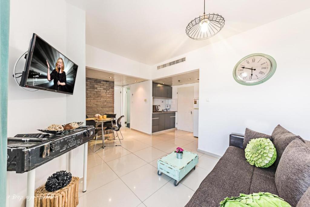 Luxury Apartment On The Lake Tiberias Buitenkant foto